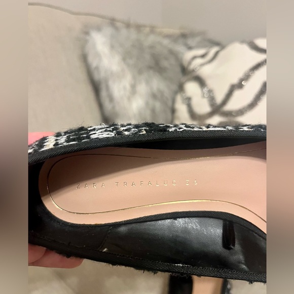 NWT - ZARA Tweed Black and White Flats, Size 36 - Picture 7 of 9